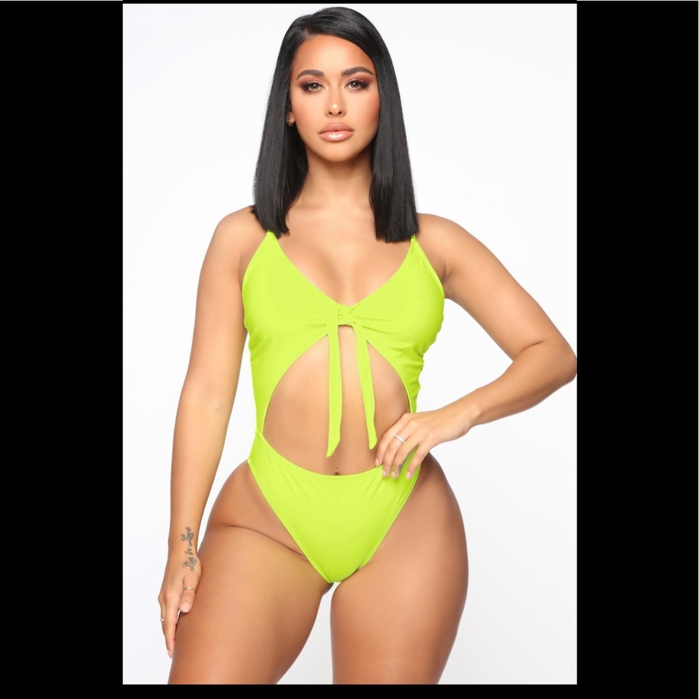One piece bathing suit